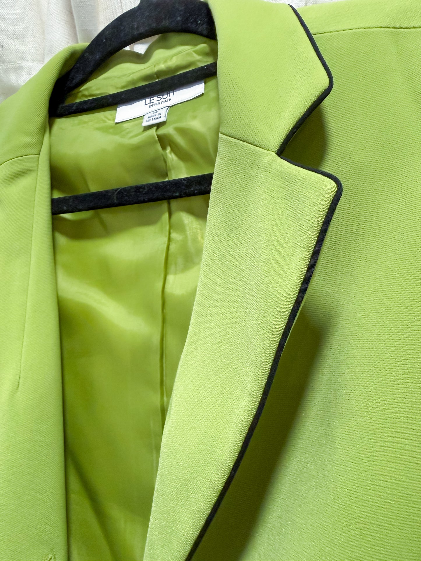 Bright Green Spring Blazer with Black Piping Women's Size 18