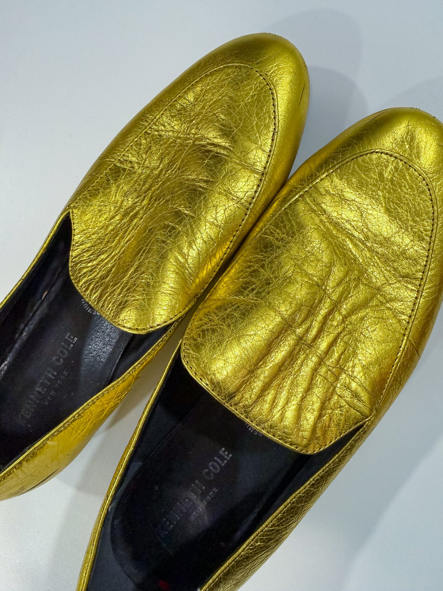 Rare Kenneth Cole Metallic Yellow Leather Loafers Women's Size 9