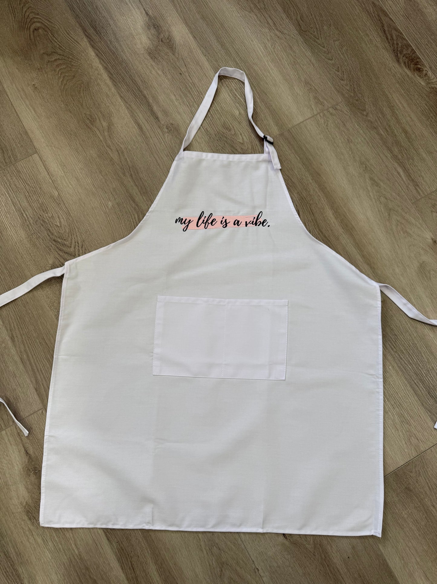 Magical Apron - White/Pink/BlackEmbroidery
